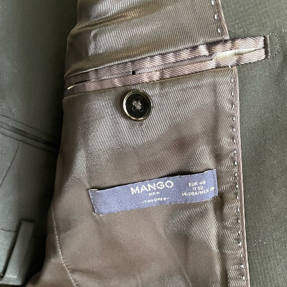 Mango Man - black textured suit - Jacket size 38, with trousers size 30 - Picture 2 of 5